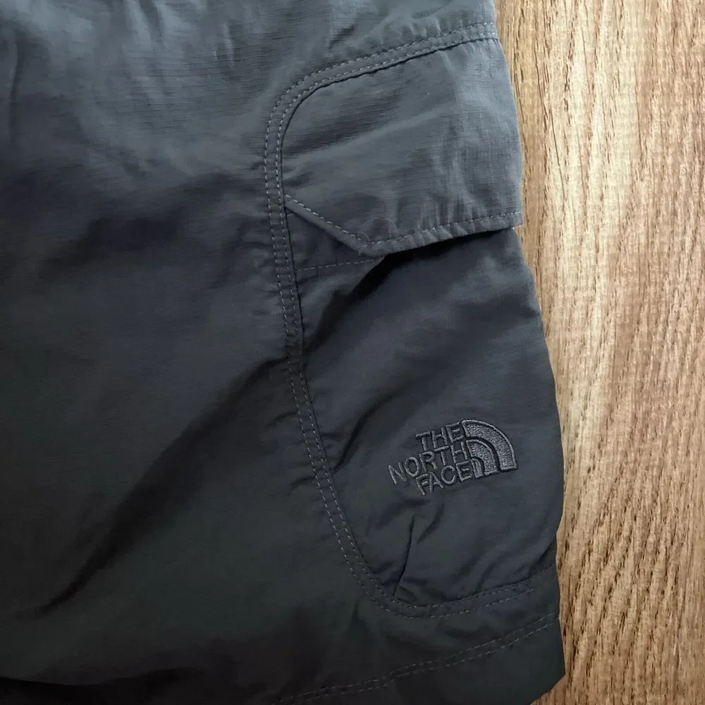 The North Face AJDM Horizon Peak Cargo Shorts‎ Men's Gray Ripstop Size 2XL